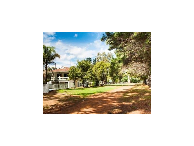 157 Berry Road, Gidgegannup WA 6083