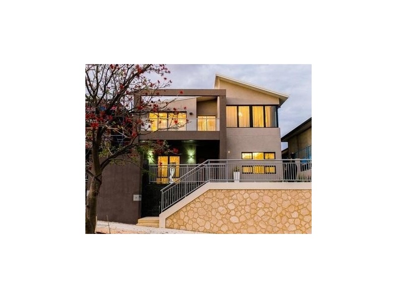 21 Pantheon Ave, North Coogee WA 6163