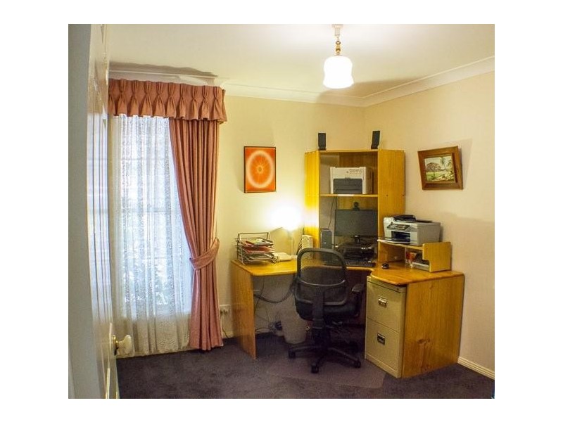 13 Belledale Close, St Clair NSW 2759