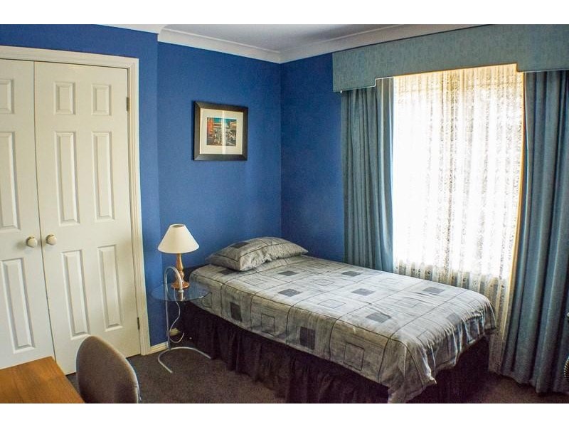 13 Belledale Close, St Clair NSW 2759