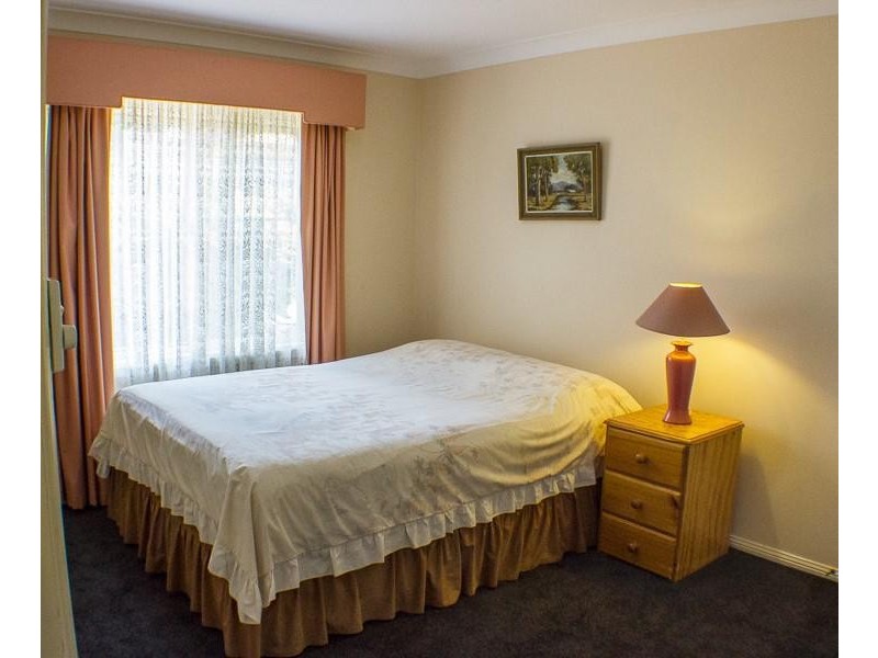 13 Belledale Close, St Clair NSW 2759