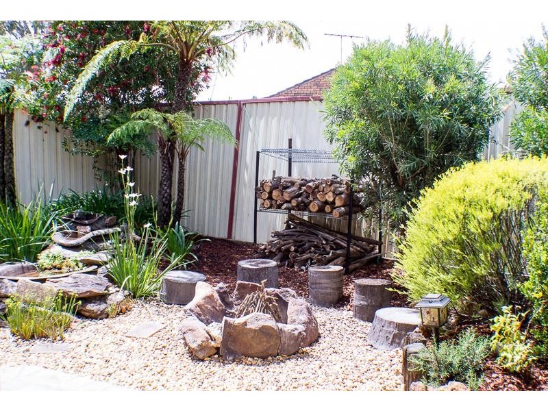 13 Belledale Close, St Clair NSW 2759