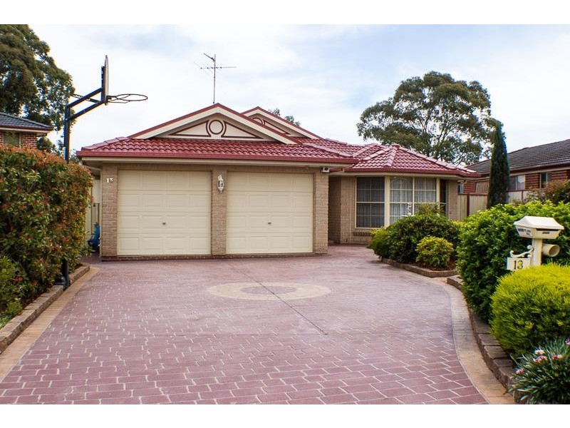 13 Belledale Close, St Clair NSW 2759