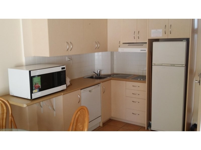 220/180 Alexandra Parade, Alexandra Headland QLD 4572