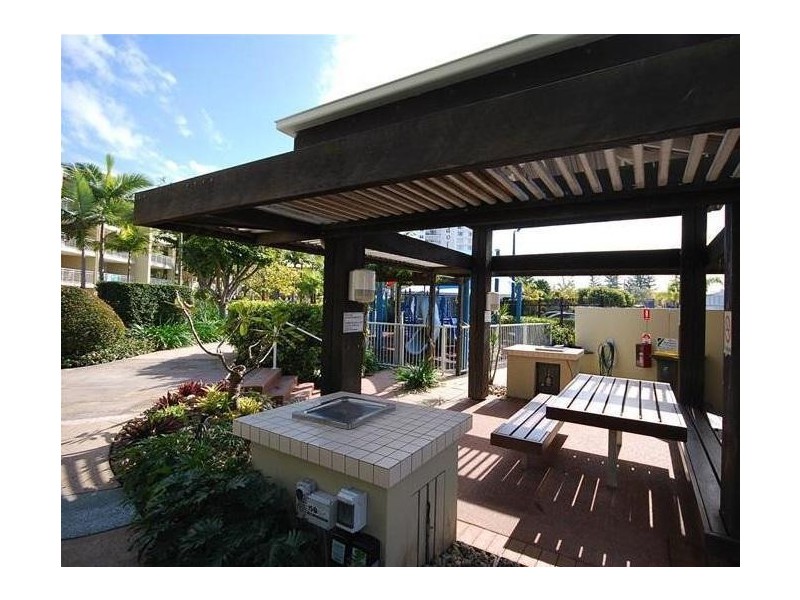 220/180 Alexandra Parade, Alexandra Headland QLD 4572