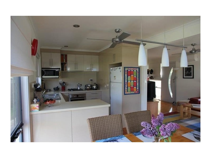 28 Thomson Street, Apollo Bay VIC 3233