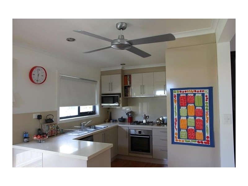 28 Thomson Street, Apollo Bay VIC 3233