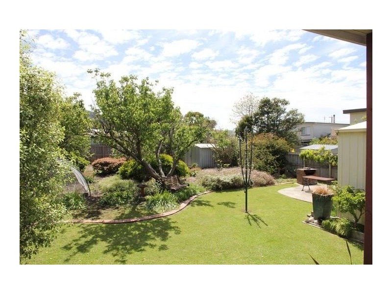 28 Thomson Street, Apollo Bay VIC 3233