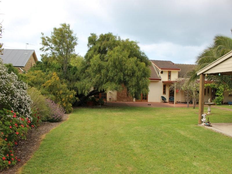 8-10 Goolwa Road, Middleton SA 5213