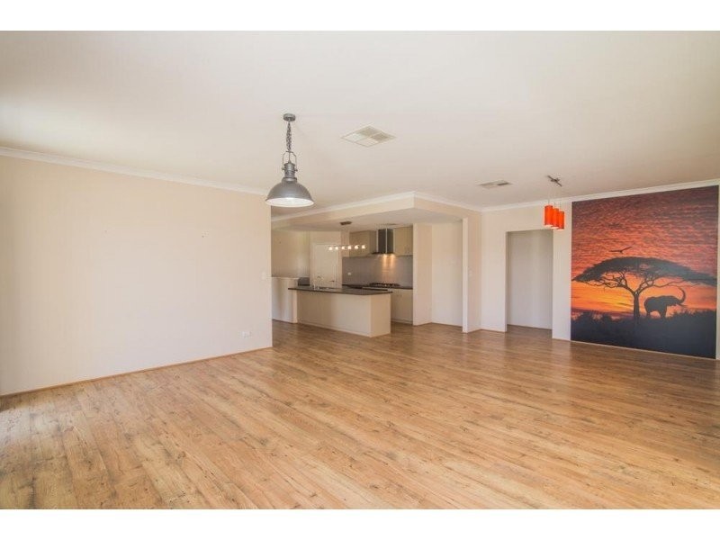 23 Oakbella Parade, Harrisdale WA 6112