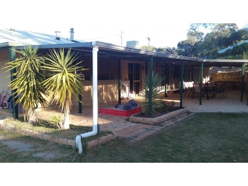 5 lukin street, Toodyay WA 6566