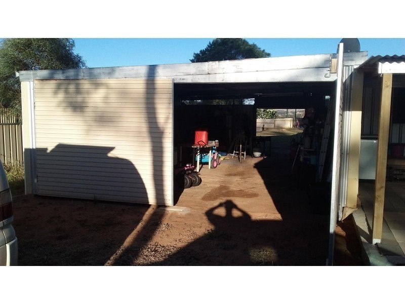 5 lukin street, Toodyay WA 6566