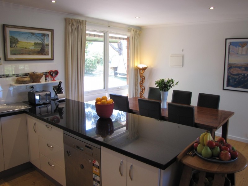 9 Newmarch Place, Macgregor ACT 2615