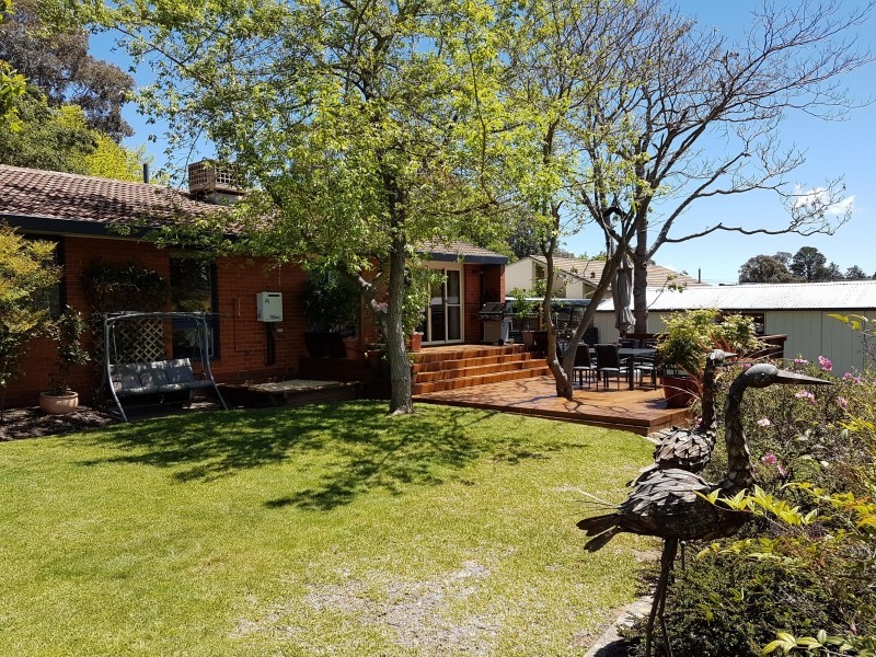 9 Newmarch Place, Macgregor ACT 2615