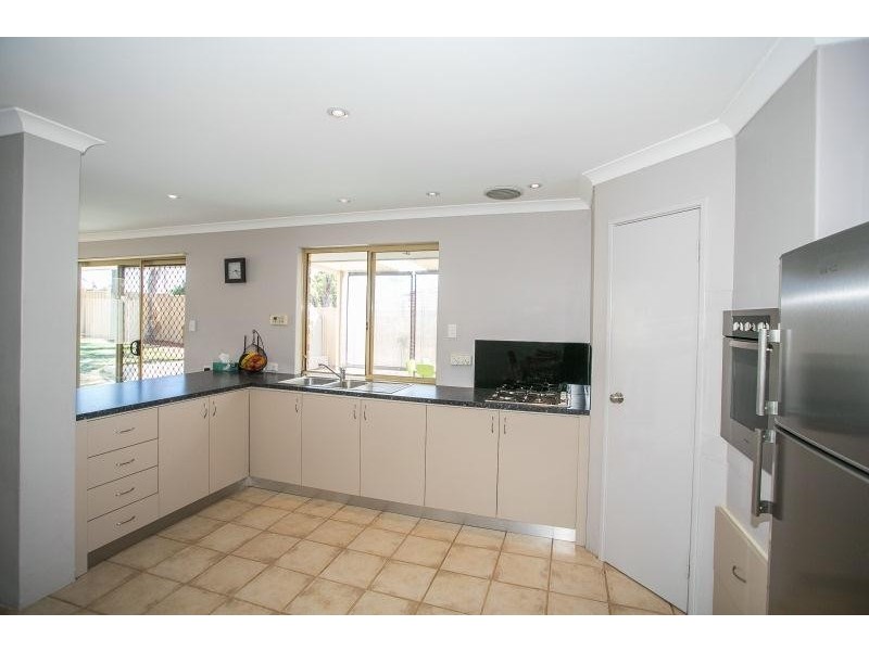 20 Daintree court, Merriwa WA 6030