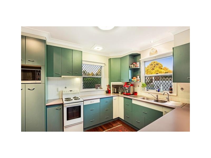 45 Bridge Street, Mount Lofty QLD 4350