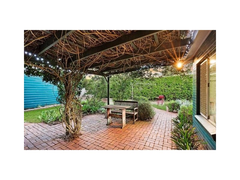 45 Bridge Street, Mount Lofty QLD 4350