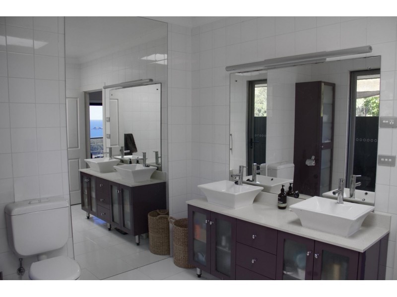 179 The Mountain Way, Sapphire Beach NSW 2450