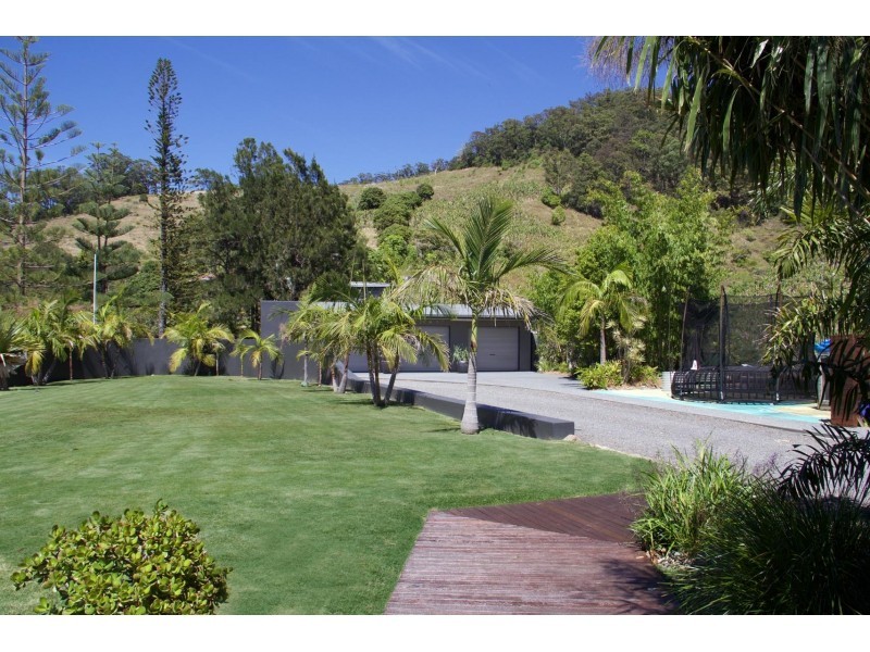 179 The Mountain Way, Sapphire Beach NSW 2450