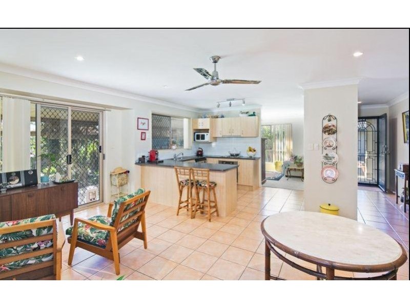 30 Ross Place, Wakerley QLD 4154