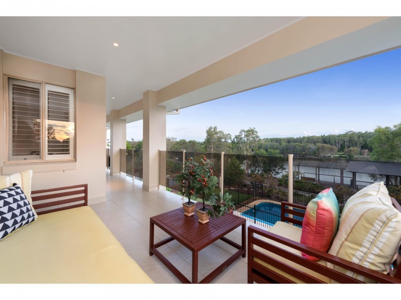 42 Sandpiper Avenue, North Lakes QLD 4509