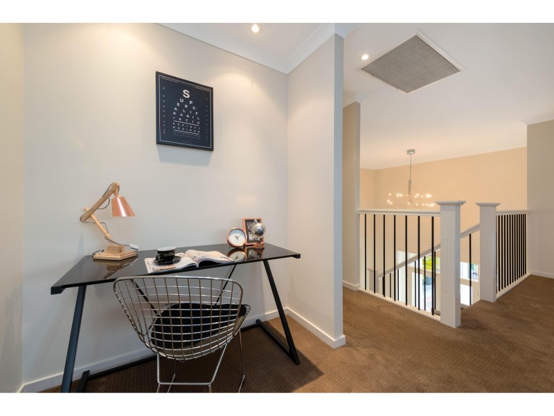 42 Sandpiper Avenue, North Lakes QLD 4509