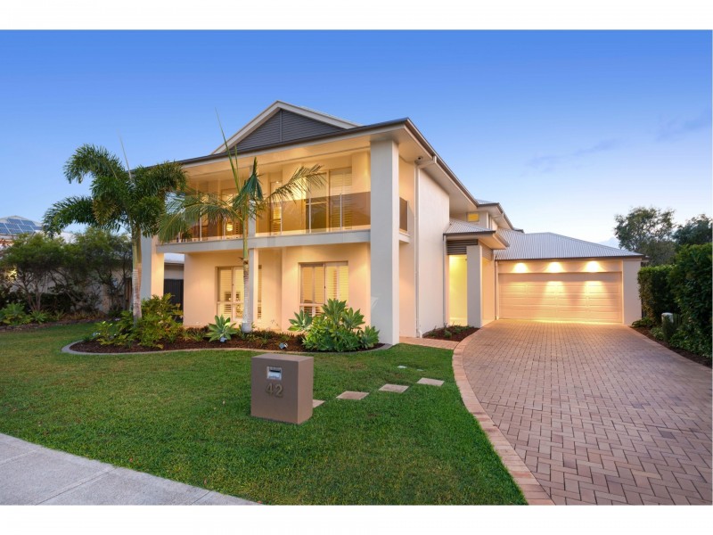 42 Sandpiper Avenue, North Lakes QLD 4509
