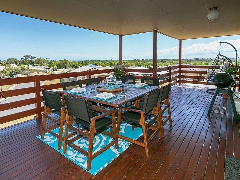 24 Teresa Street, Nikenbah QLD 4655
