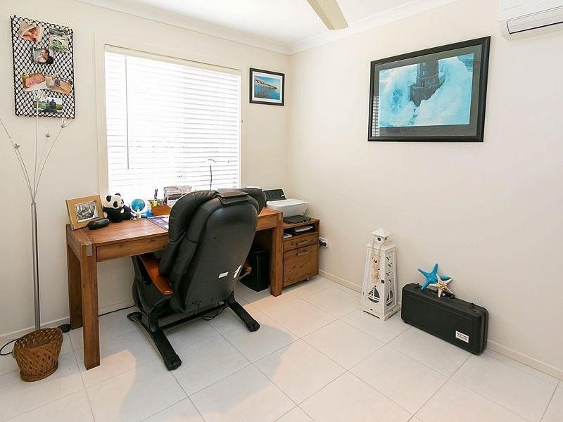 24 Teresa Street, Nikenbah QLD 4655