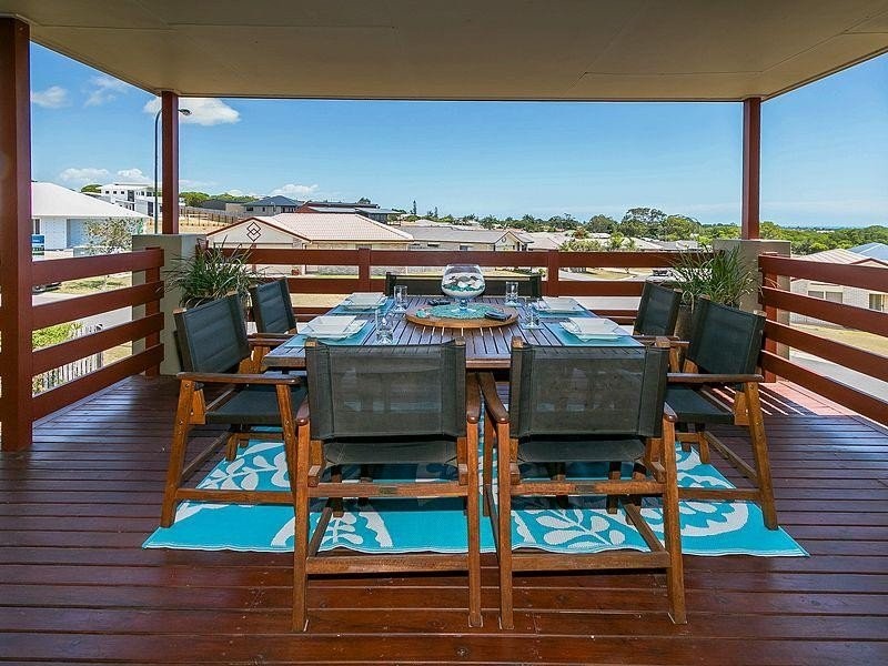 24 Teresa Street, Nikenbah QLD 4655