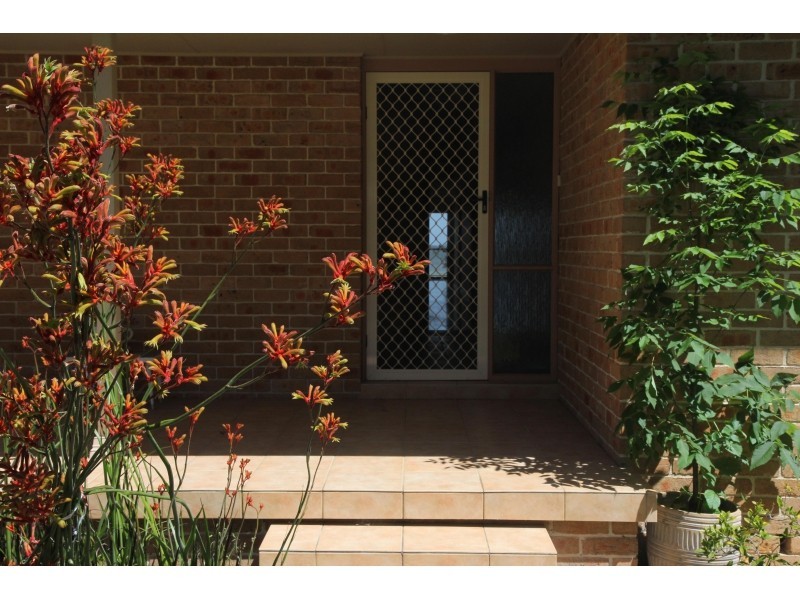 42 Loralyn Avenue, St Georges Basin NSW 2540