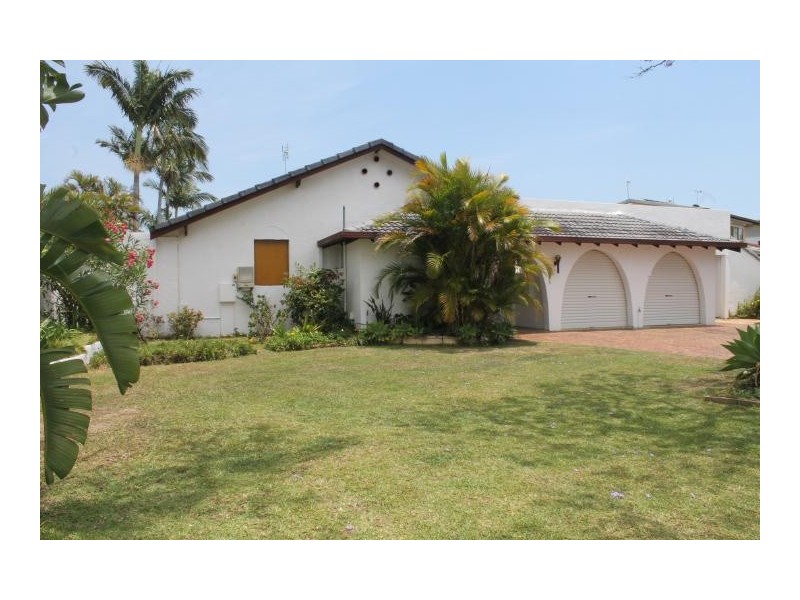 20 Conifer Crescent, Broadbeach Waters QLD 4218