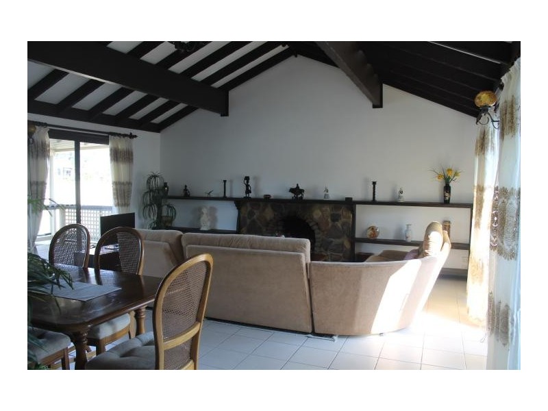 20 Conifer Crescent, Broadbeach Waters QLD 4218