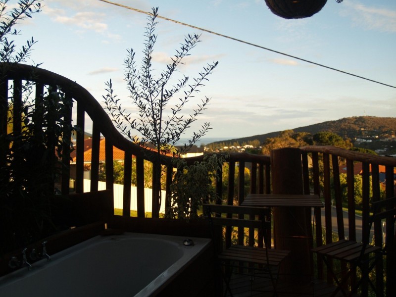 2 Beauchamp Street, Mira Mar WA 6330