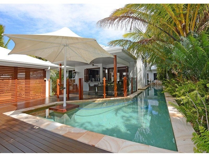 3 Sempfs Road, Dundowran Beach QLD 4655