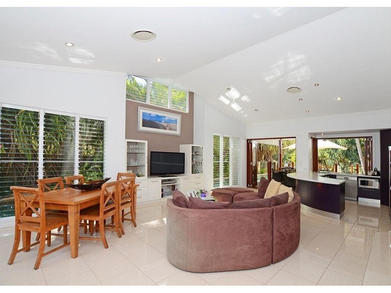 3 Sempfs Road, Dundowran Beach QLD 4655