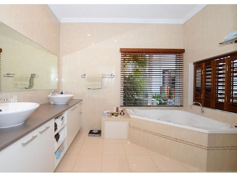 3 Sempfs Road, Dundowran Beach QLD 4655