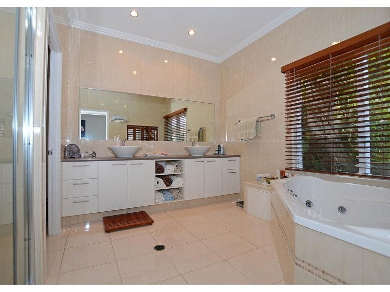 3 Sempfs Road, Dundowran Beach QLD 4655