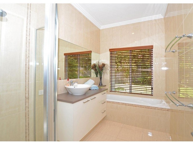 3 Sempfs Road, Dundowran Beach QLD 4655