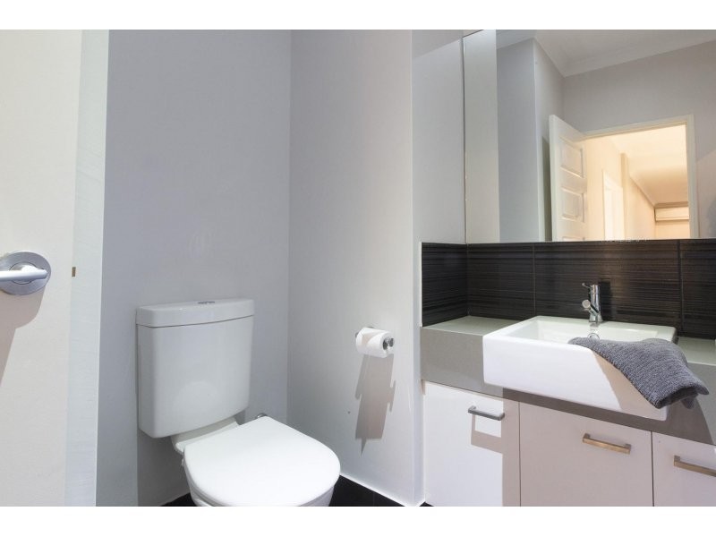 19 Fernando Parkway, Iluka WA 6028