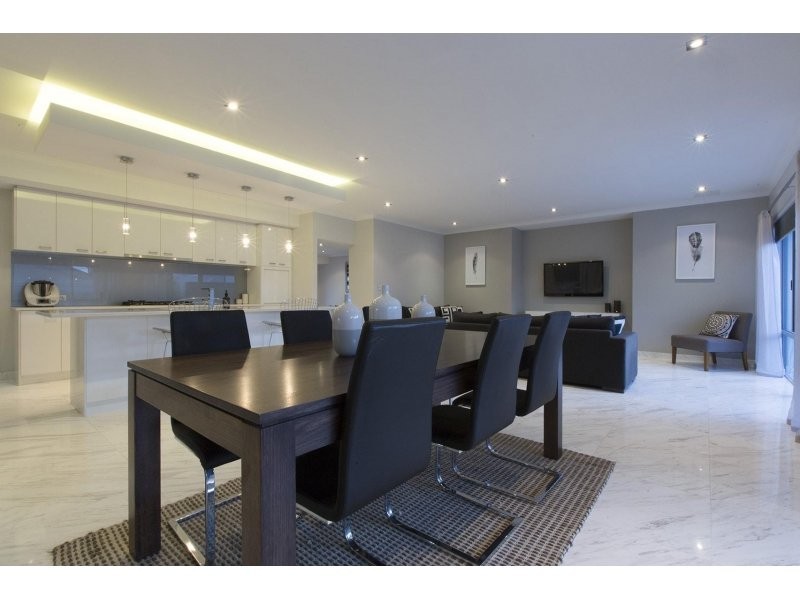 19 Fernando Parkway, Iluka WA 6028