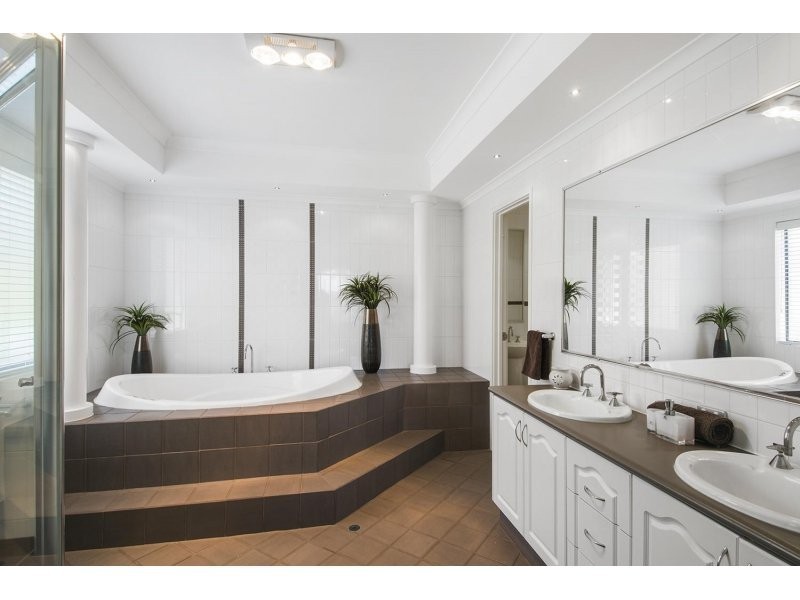 64 Milano Avenue, Stirling WA 6021