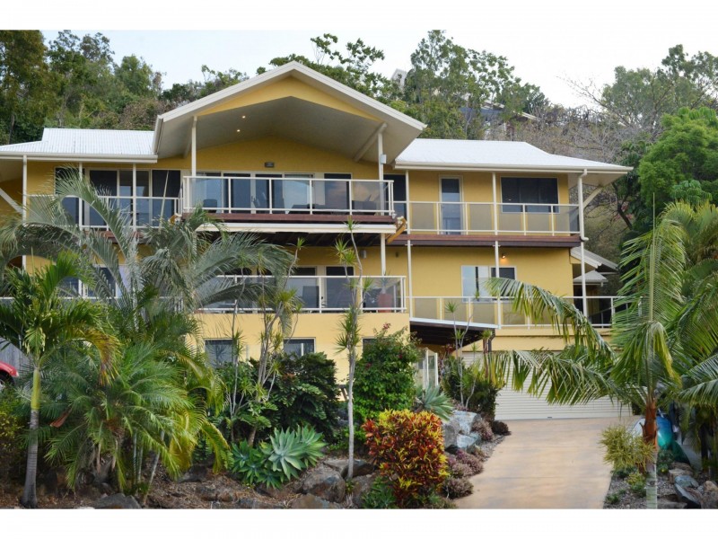 4 Airlie Crescent, Airlie Beach QLD 4802