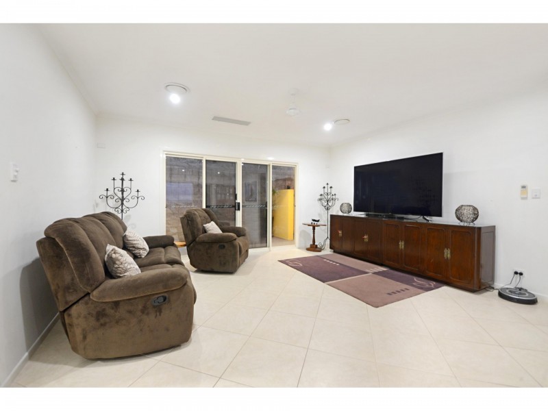 4 Airlie Crescent, Airlie Beach QLD 4802