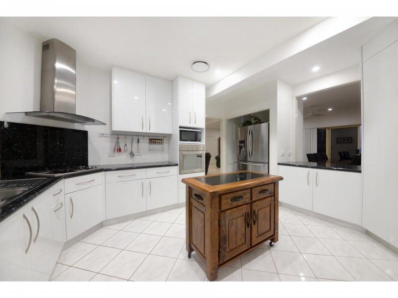 4 Airlie Crescent, Airlie Beach QLD 4802