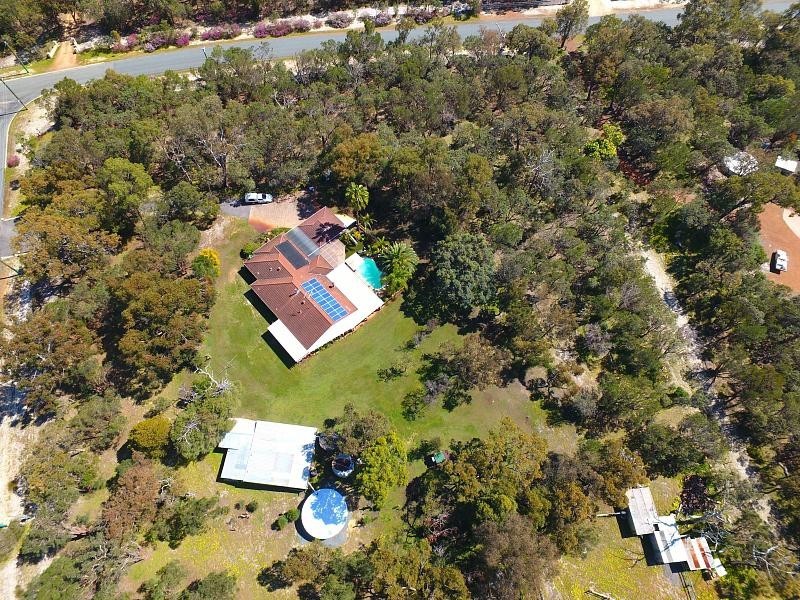 1 Morrel Close, Parklands WA 6180