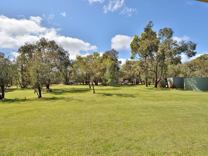 1 Morrel Close, Parklands WA 6180