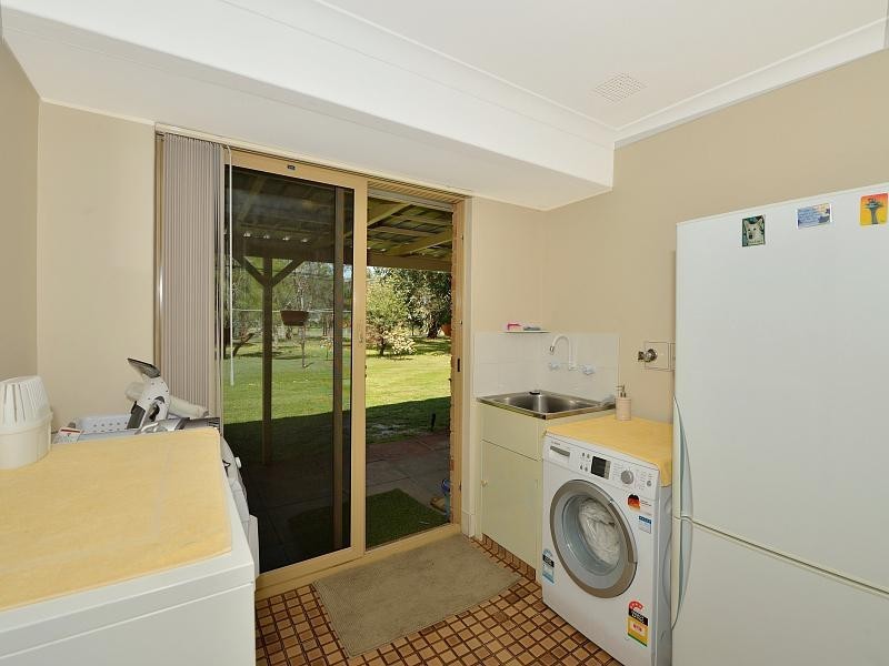 1 Morrel Close, Parklands WA 6180