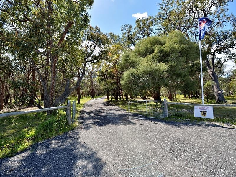 1 Morrel Close, Parklands WA 6180