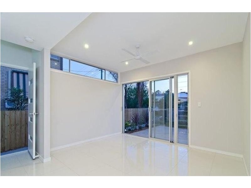 2/11 Lucy Street, Gaythorne QLD 4051